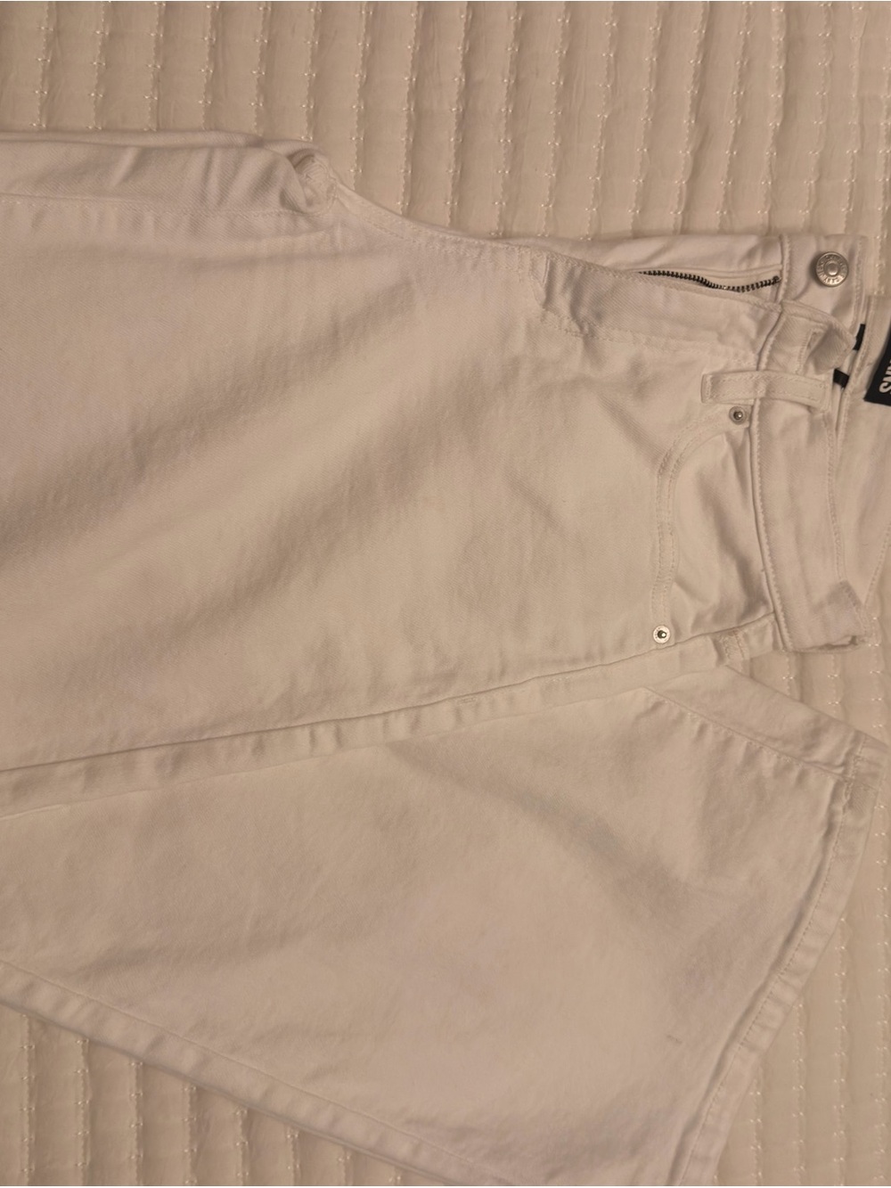 DKNY Wide Leg White Jeans - Classic High-Rise Style